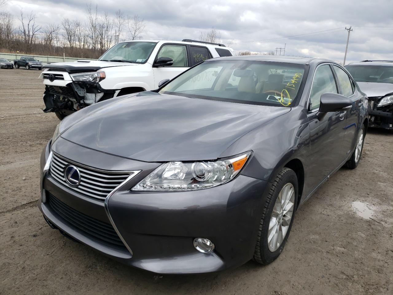 Photo 2 from auction – 2014 LEXUS ES 300H with VIN JTHBW1GG0E2054151