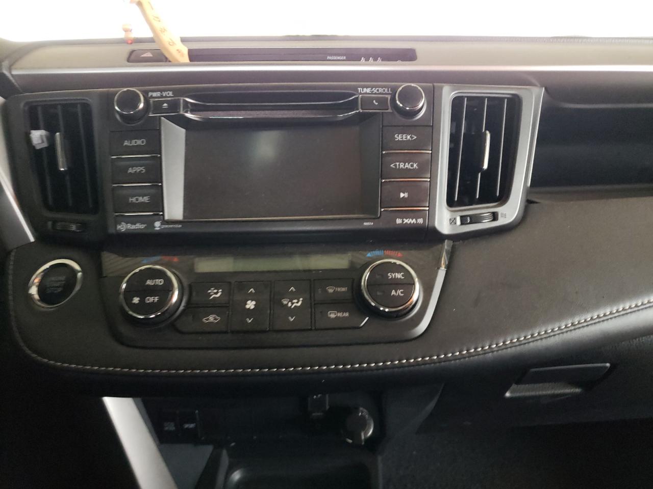 Photo 9 from auction – 2018 TOYOTA RAV4 ADVEN with VIN JTMWFREV1JJ732425