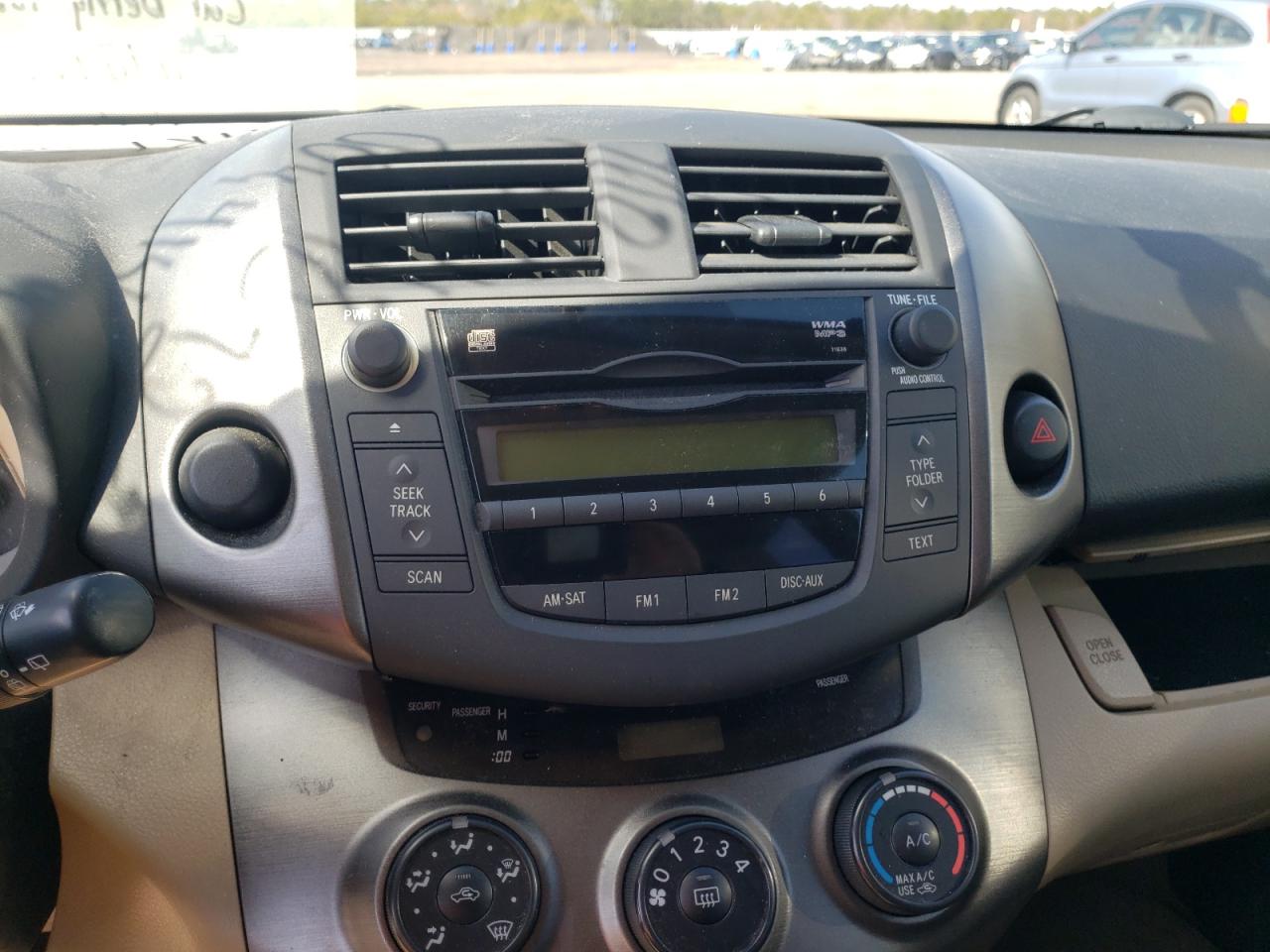 Photo 9 from auction – 2009 TOYOTA RAV4 with VIN JTMZF33V395004414