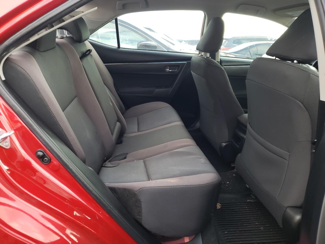 Photo 6 from auction – 2018 TOYOTA COROLLA L with VIN 2T1BURHE5JC076077
