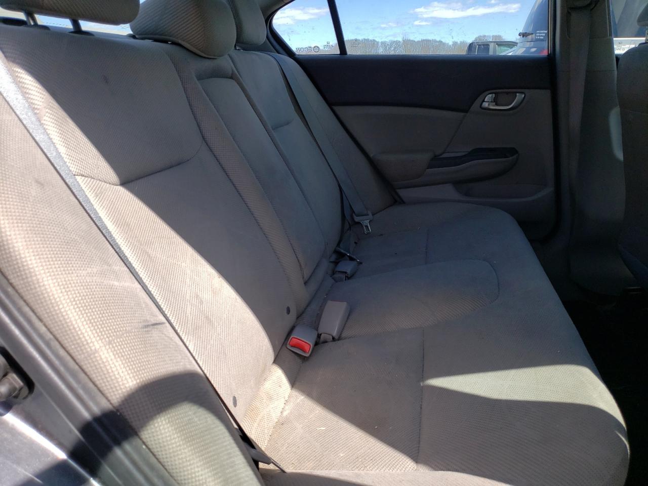 Photo 6 from auction – 2012 HONDA CIVIC EX with VIN 2HGFB2F87CH313612