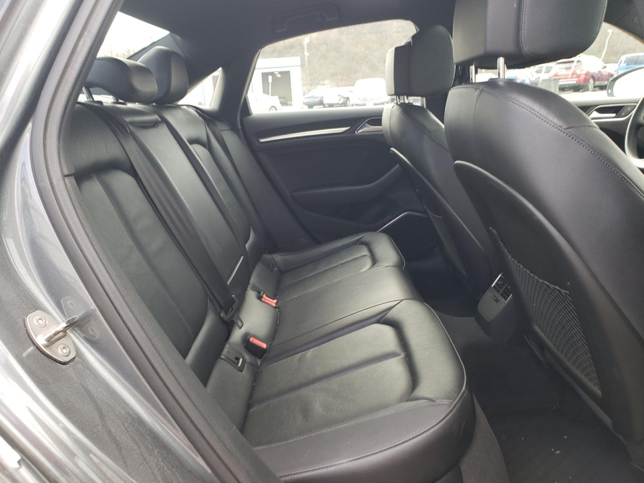 Photo 6 from auction – 2018 AUDI A3 PREMIUM with VIN WAUJ8GFF4J1064858