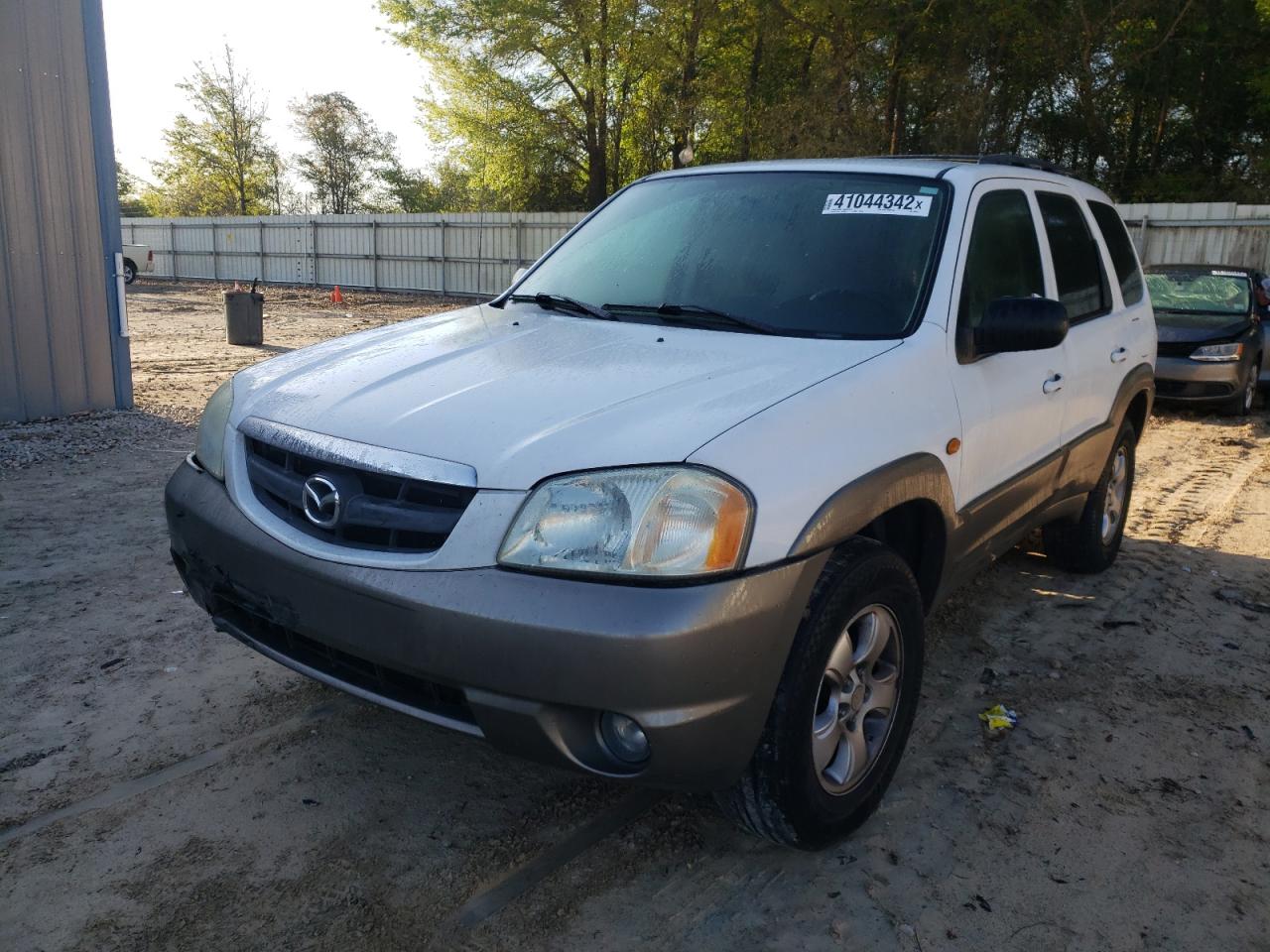 Photo 2 from auction – 2004 MAZDA TRIBUTE LX with VIN 4F2YZ04124KM00745