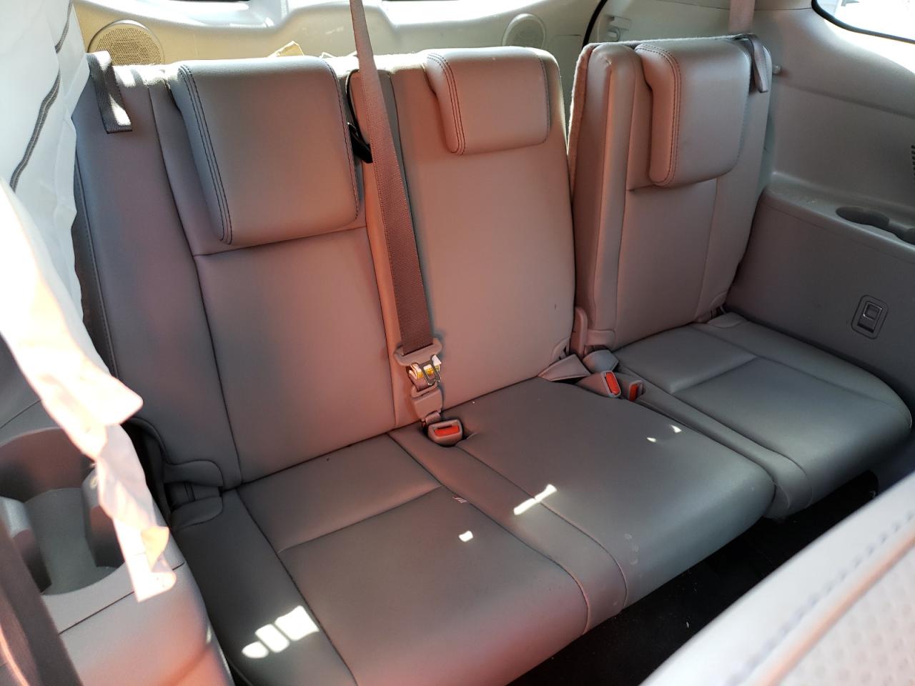 Photo 9 from auction – 2018 TOYOTA HIGHLANDER with VIN 5TDDZRFH6JS844387