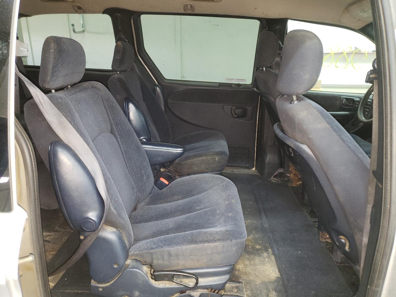 Photo 6 from auction – 2001 DODGE GRAND CARA with VIN 1B4GP44R21B220799