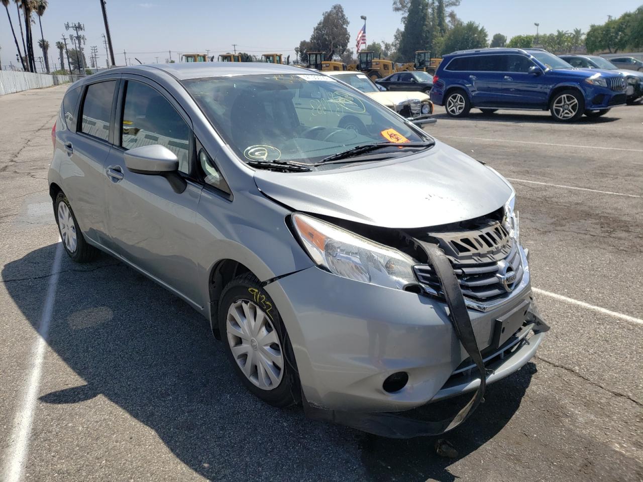 NISSAN VERSA NOTE 2015 with VIN 3N1CE2CP0FL426143 - Photo from auction