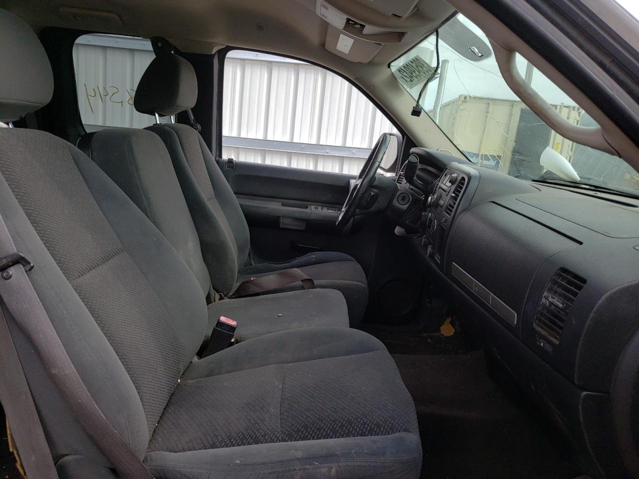Photo 5 from auction – 2007 CHEVROLET SILVERADO with VIN 1GCEK19077Z599820