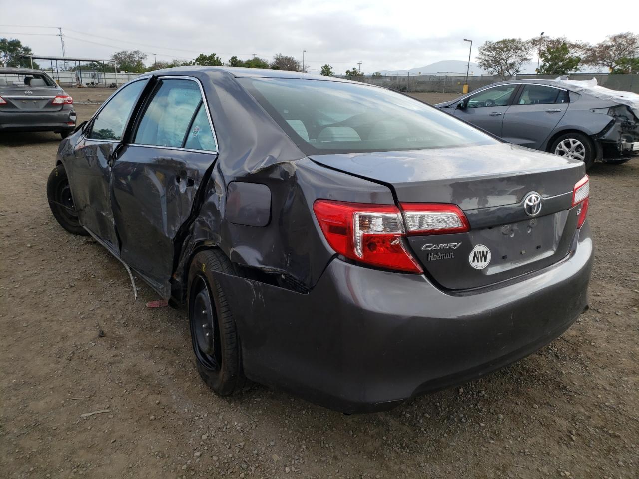 Photo 3 from auction – 2014 TOYOTA CAMRY L with VIN 4T4BF1FK7ER396614