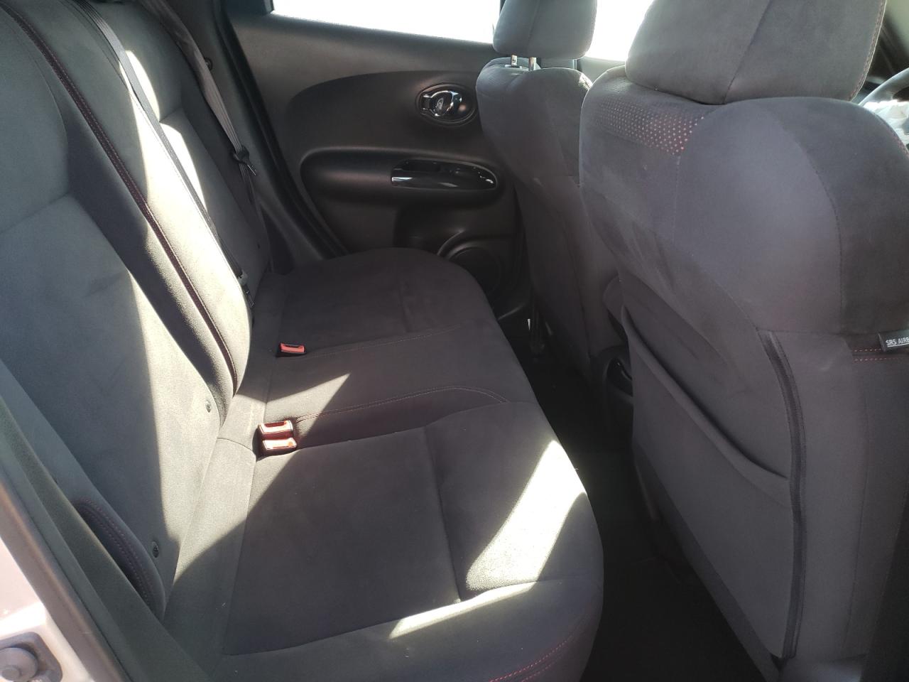 Photo 6 from auction – 2015 NISSAN JUKE S with VIN JN8AF5MV0FT566077