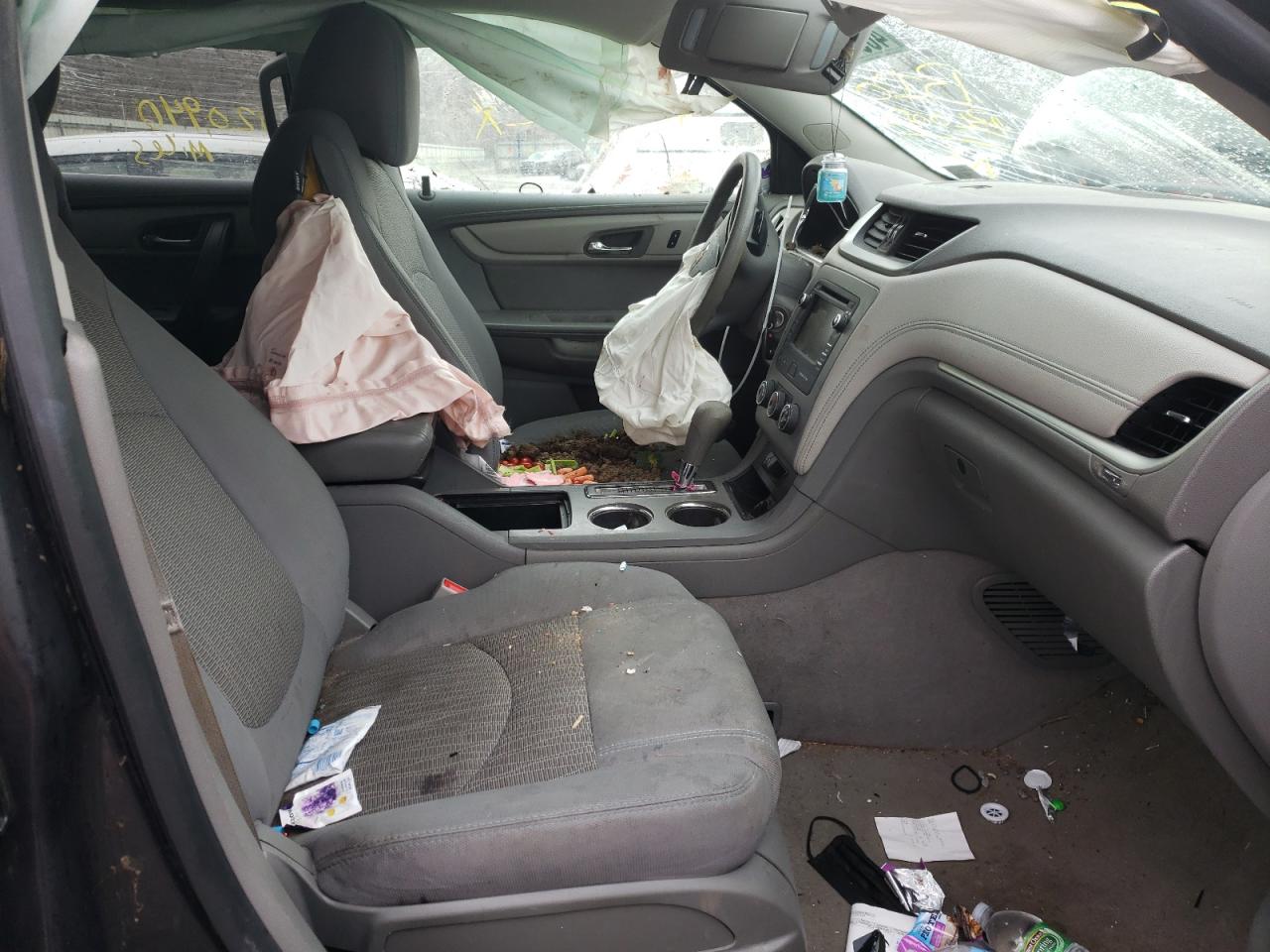 Photo 5 from auction – 2013 CHEVROLET TRAVERSE L with VIN 1GNKRFKD1DJ156833