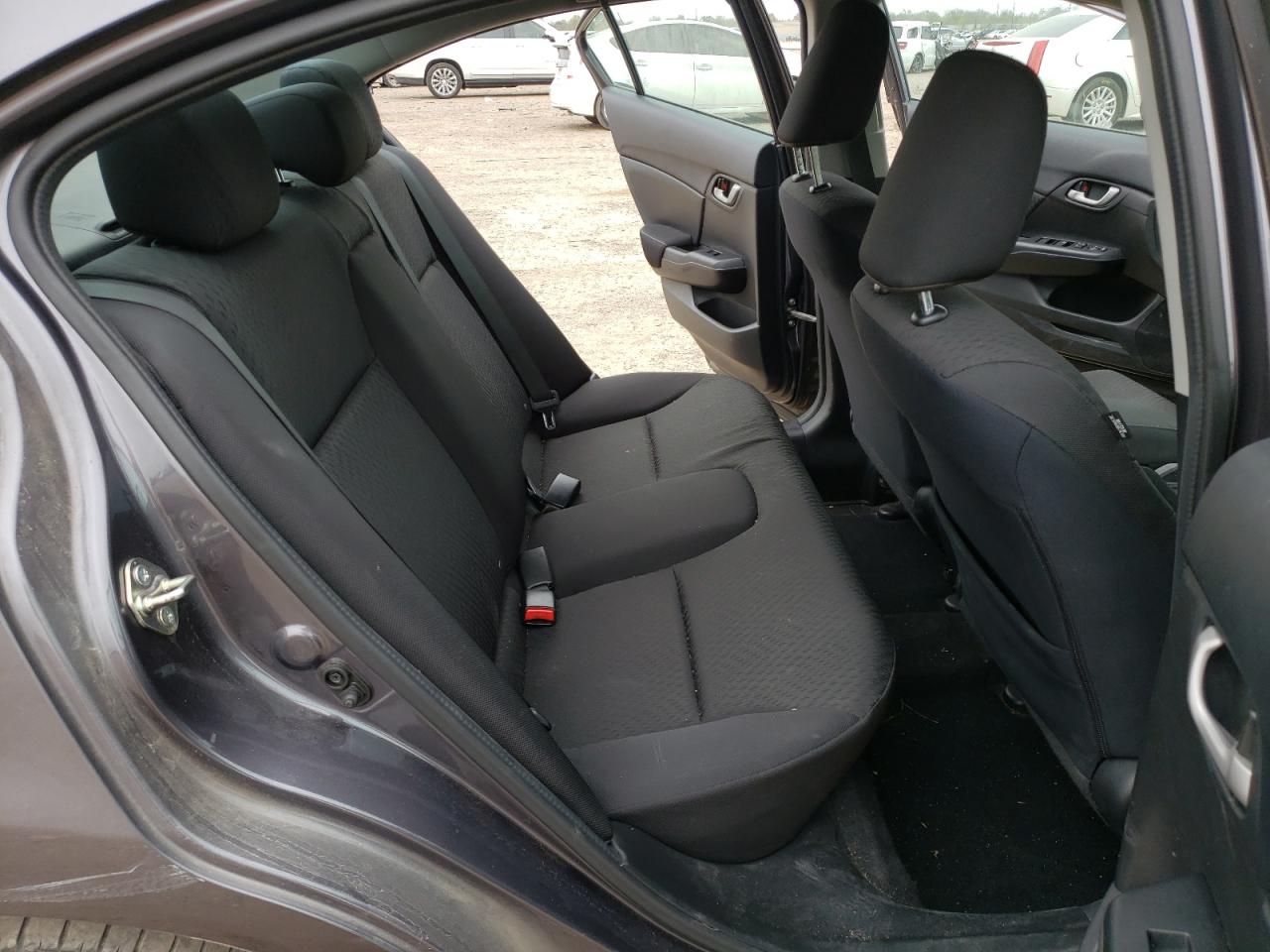 Photo 6 from auction – 2014 HONDA CIVIC LX with VIN 19XFB2F50EE063987