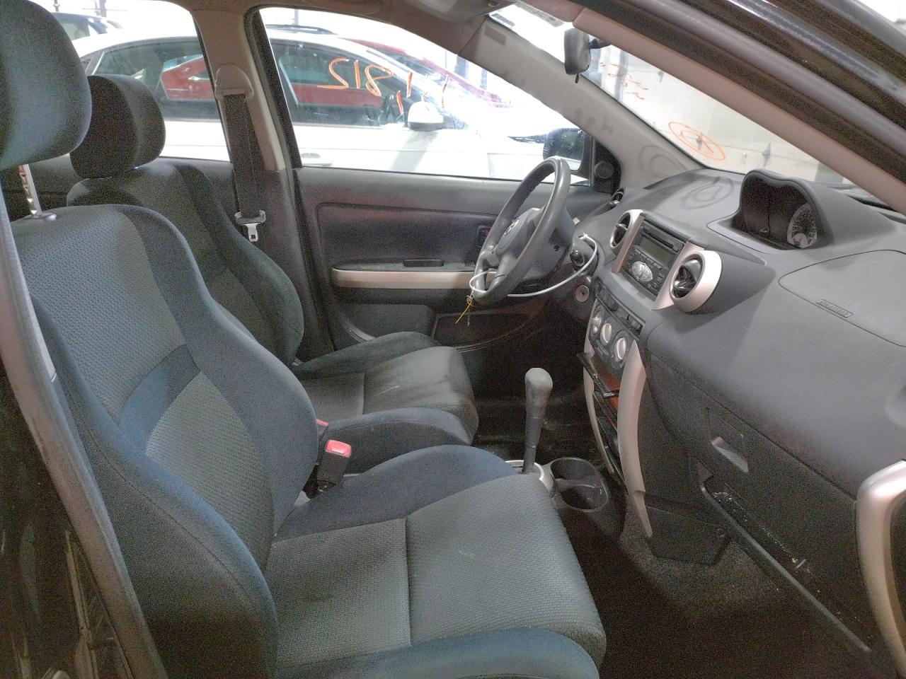 Photo 5 from auction – 2006 TOYOTA SCION XA with VIN JTKKT624360165366