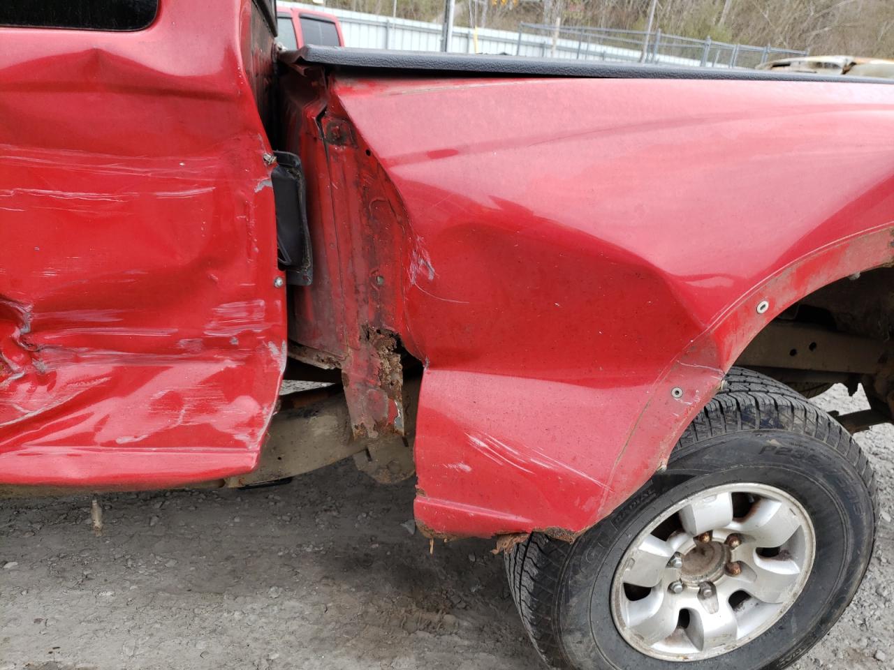 Photo 9 from auction – 1998 NISSAN FRONTIER K with VIN 1N6DD26Y2WC348174