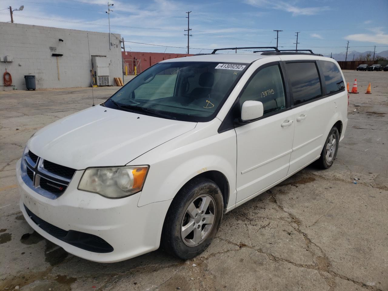 Фото 2 с аукциона – 2013 DODGE GRAND CARA с VIN 2C4RDGCGXDR536799