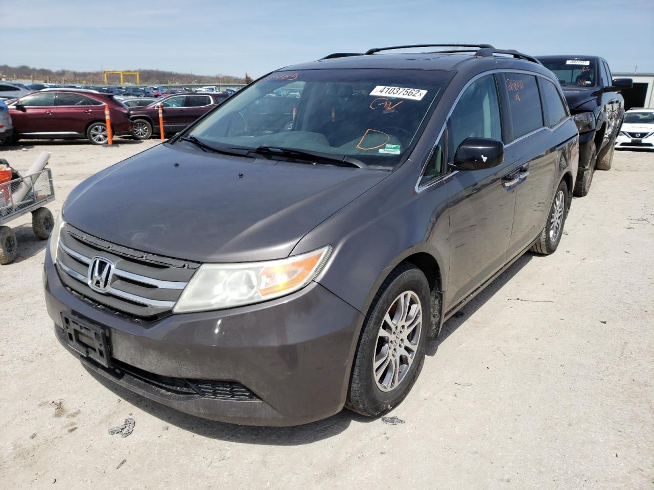 Photo 2 from auction – 2012 HONDA ODYSSEY EX with VIN 5FNRL5H68CB111485