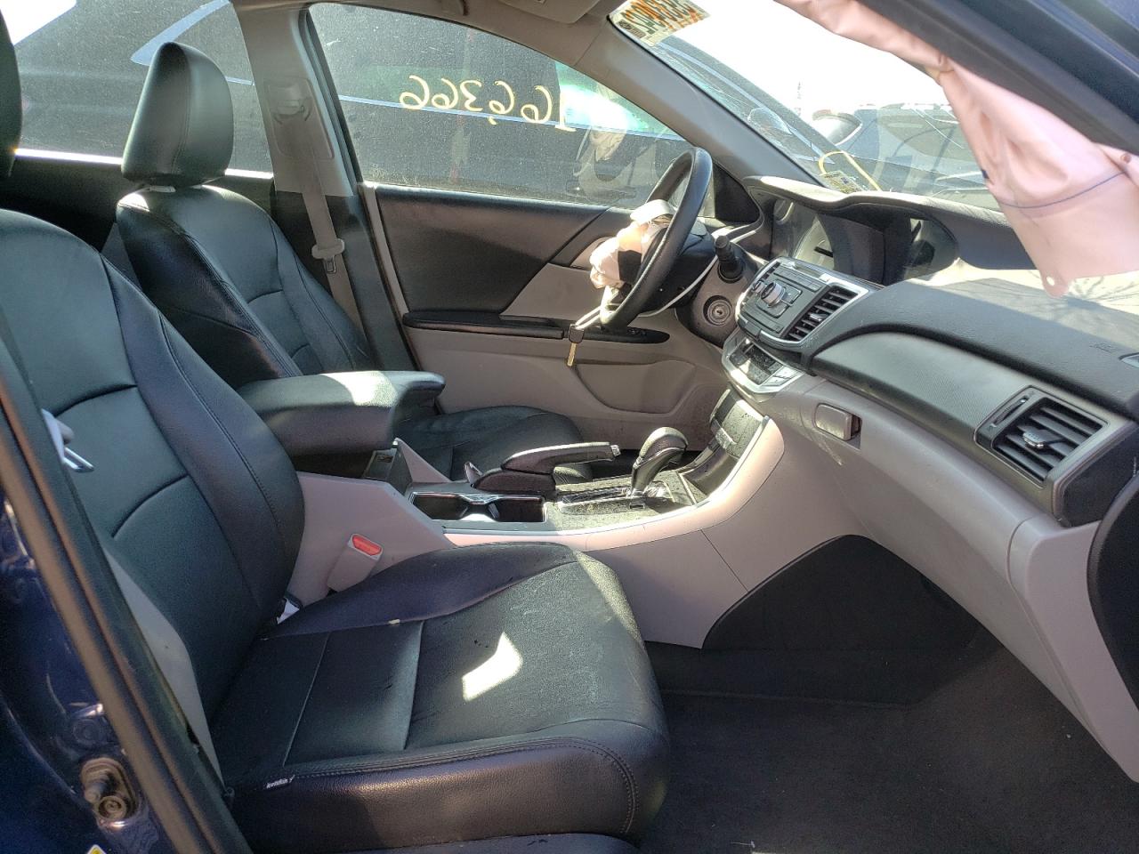 Photo 5 from auction – 2015 HONDA ACCORD LX with VIN 1HGCR2F31FA227783