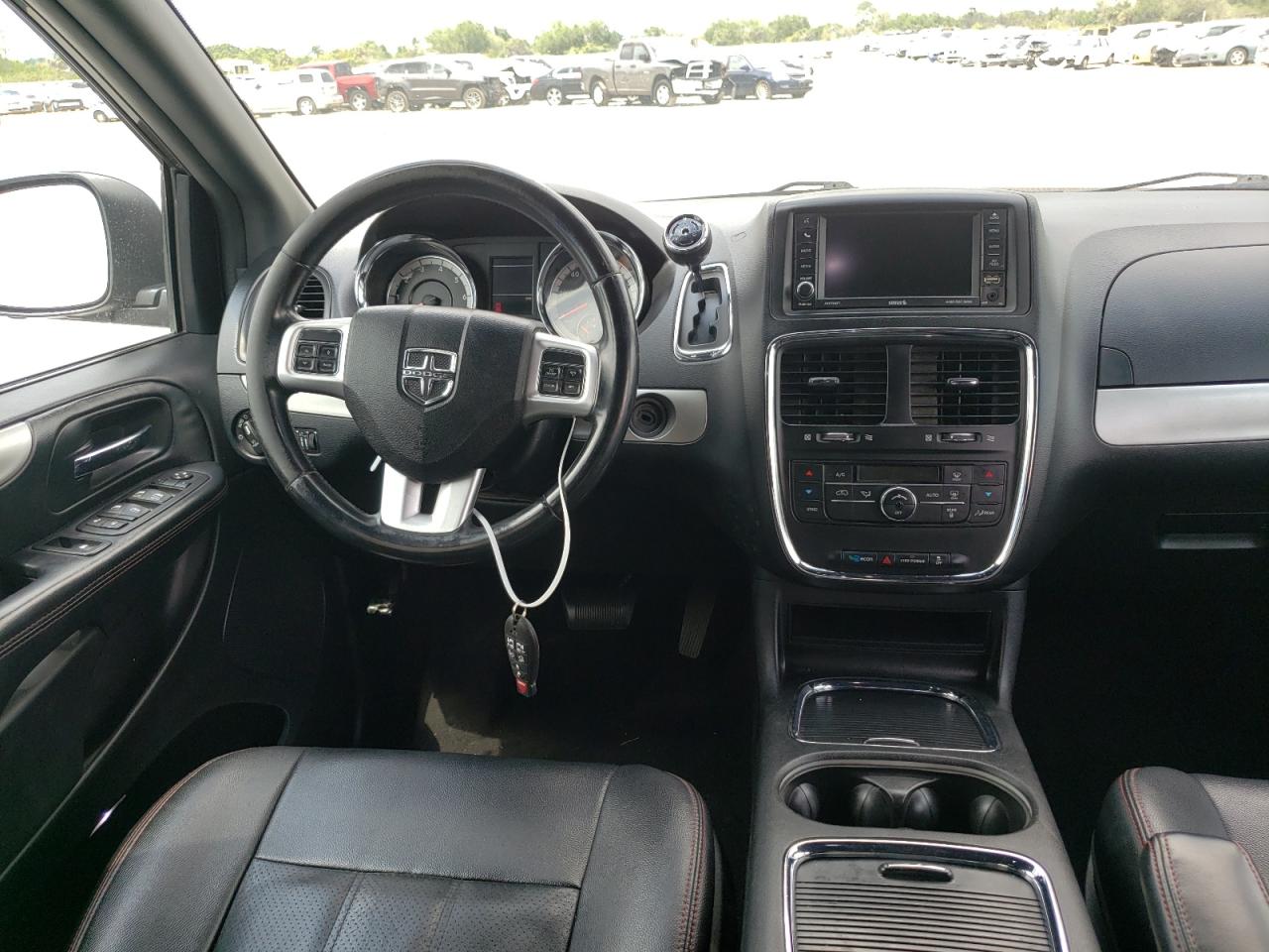 Photo 9 from auction – 2016 DODGE GRAND CARA with VIN 2C4RDGEG1GR318798