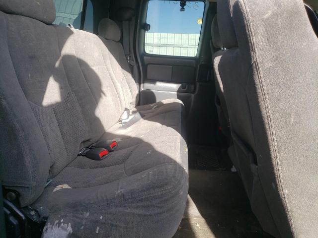 Photo 6 from auction – 2005 CHEVROLET SILVERADO with VIN 1GCEK19B15Z105059