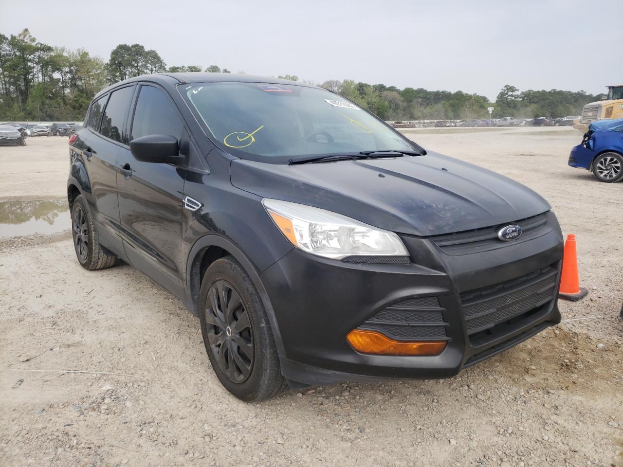FORD ESCAPE S 2016 with VIN 1FMCU0F75GUA97068 - Photo from auction