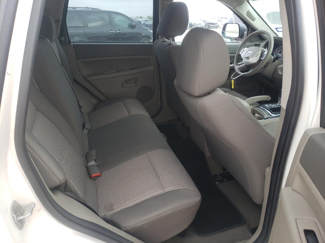 Photo 6 from auction – 2008 JEEP GRAND CHER with VIN 1J8GS48K48C110252
