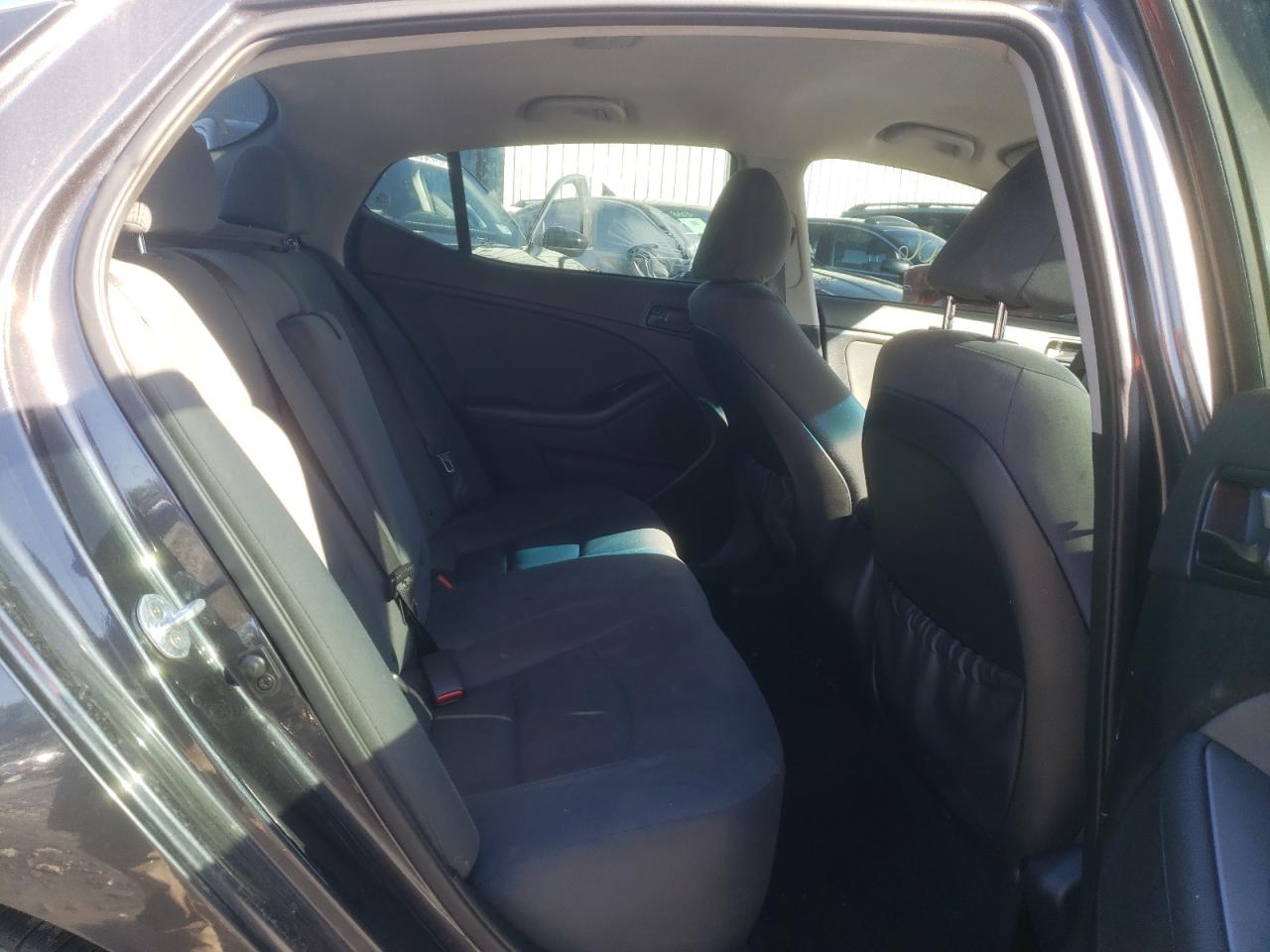 Photo 6 from auction – 2015 KIA OPTIMA LX with VIN 5XXGM4A76FG506316