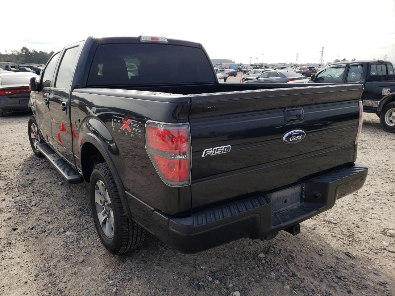 Photo 3 from auction – 2010 FORD F150 SUPER with VIN 1FTEW1C82AKB38043