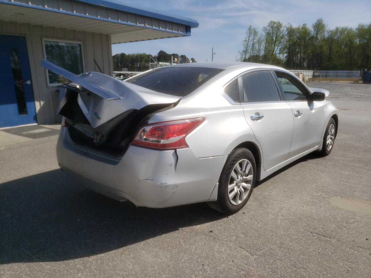 Photo 4 from auction – 2013 NISSAN ALTIMA 2.5 with VIN 1N4AL3AP2DN551652