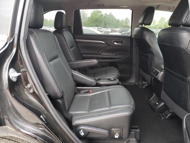 Photo 6 from auction – 2017 TOYOTA HIGHLANDER with VIN 5TDYZRFH7HS216172