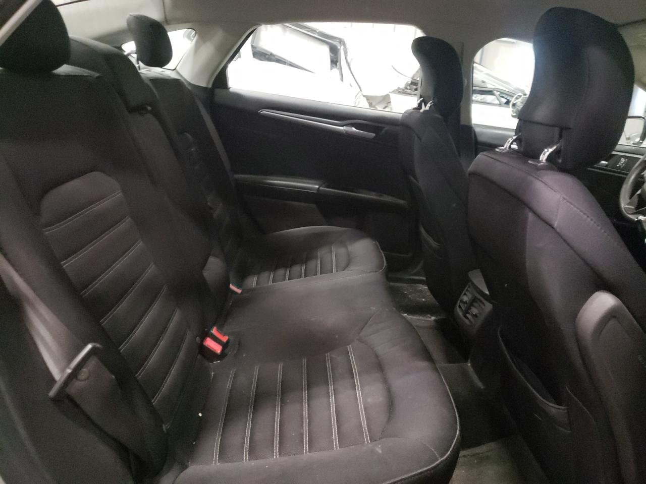 Photo 6 from auction – 2014 FORD FUSION SE with VIN 1FA6P0H77E5401200