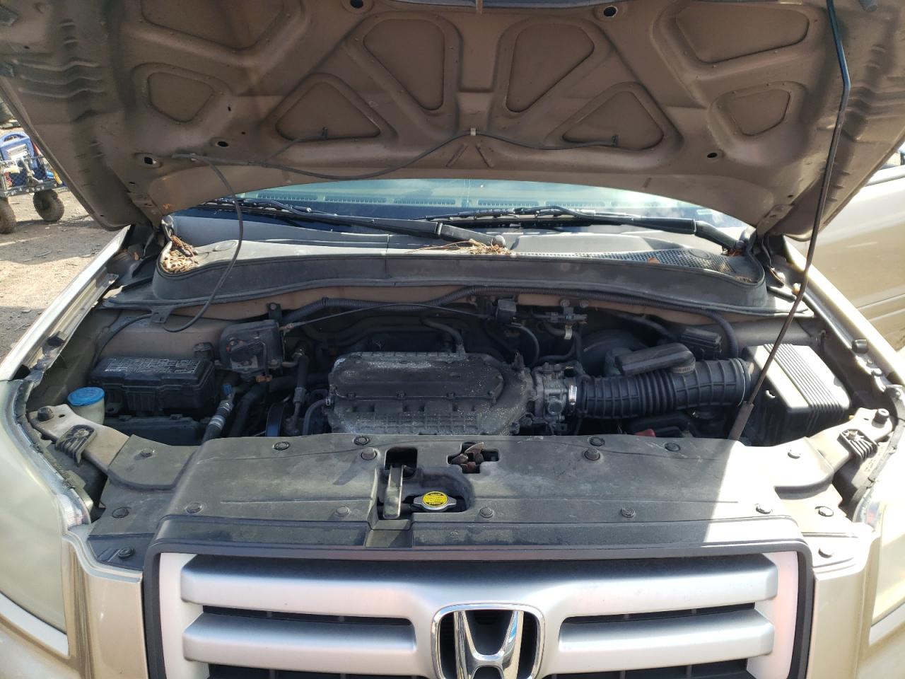 Foto 7 de la subasta – 2006 HONDA PILOT EX con VIN 5FNYF18426B019111