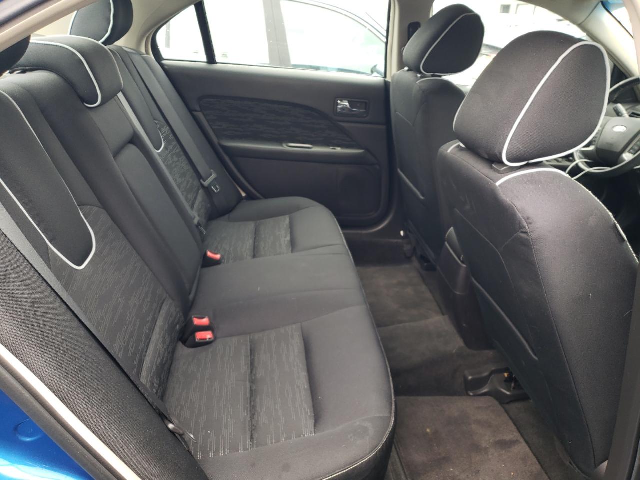 Photo 6 from auction – 2011 FORD FUSION SE with VIN 3FAHP0HA2BR341162