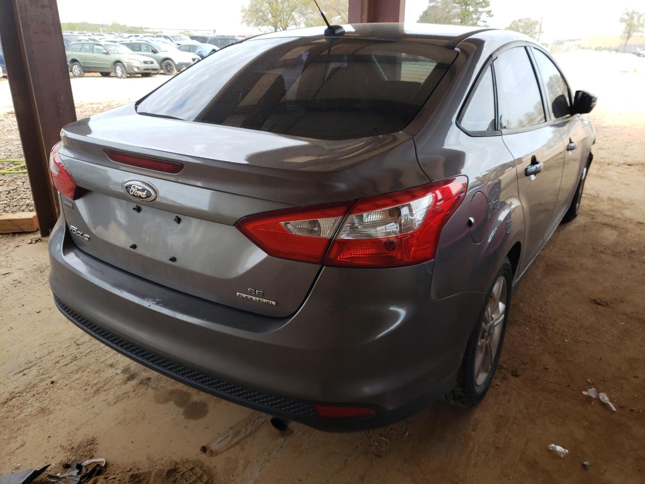 Photo 4 from auction – 2014 FORD FOCUS SE with VIN 1FADP3F28EL291625