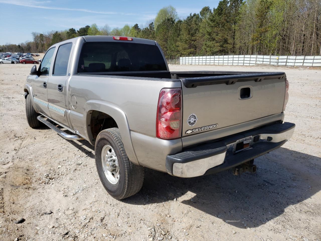 Photo 3 from auction – 2003 CHEVROLET silverado with VIN 1GCGC13U13F187566