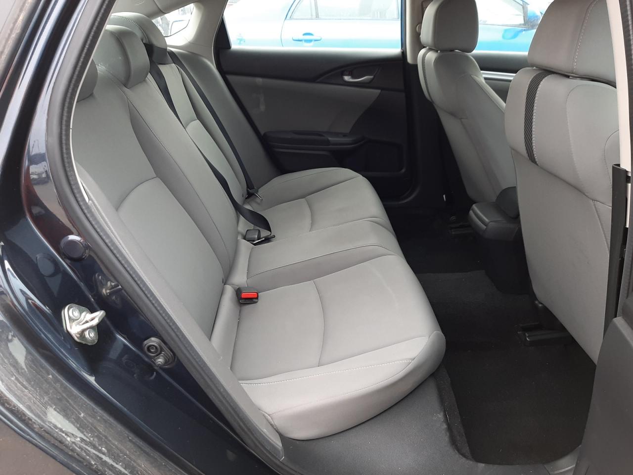 Photo 15 from auction – 2016 HONDA CIVIC LX with VIN 19XFC2F51GE008822