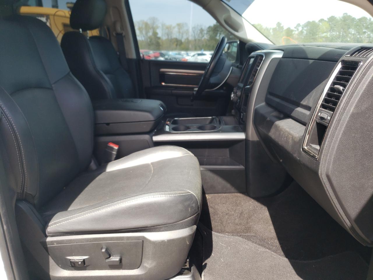 Photo 5 from auction – 2017 RAM 1500 SPORT with VIN 1C6RR7MT9HS561086