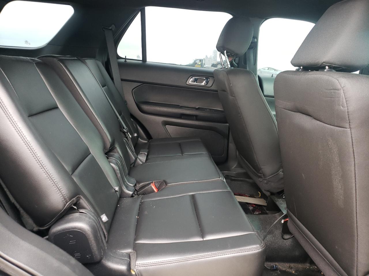 Photo 6 from auction – 2016 FORD EXPLORER P with VIN 1FM5K8AR8GGC72787