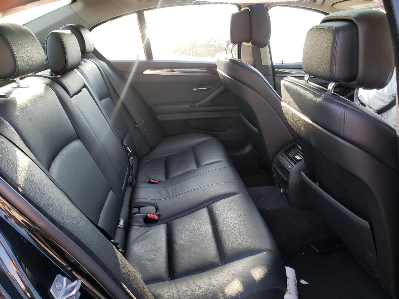 Photo 6 from auction – 2013 BMW 528 XI with VIN WBAXH5C55DDW15912