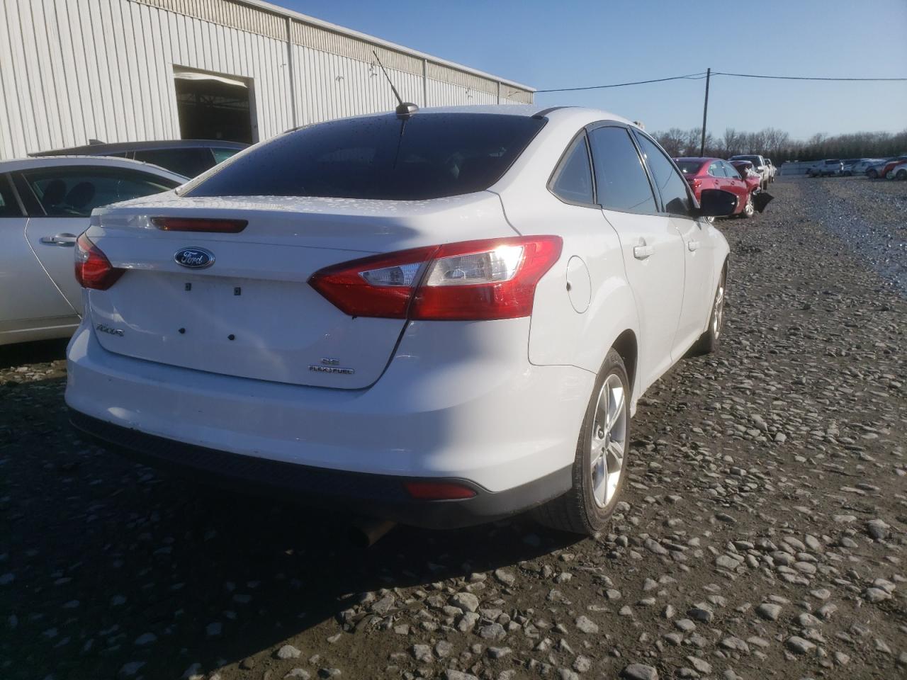 Photo 4 from auction – 2014 FORD FOCUS SE with VIN 1FADP3F29EL312658