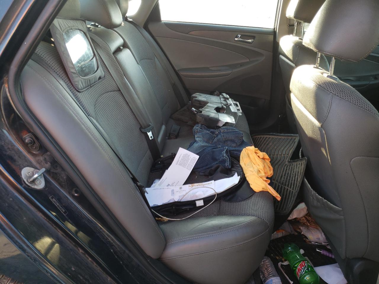 Photo 6 from auction – 2012 HYUNDAI SONATA SE with VIN 5NPEC4AB7CH433181
