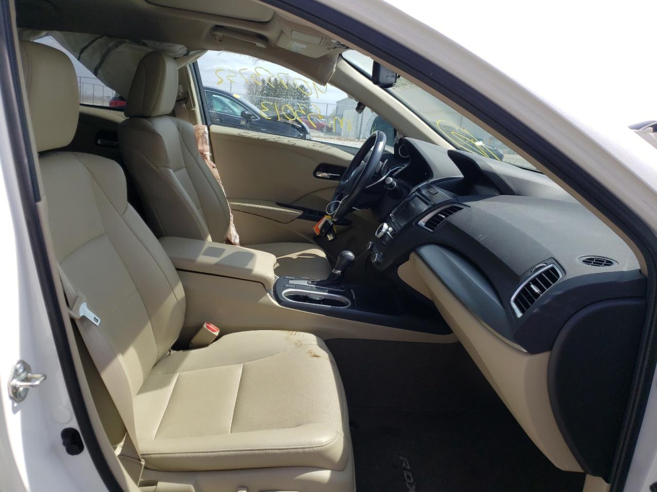 Photo 5 from auction – 2016 ACURA RDX TECHNO with VIN 5J8TB4H55GL021970