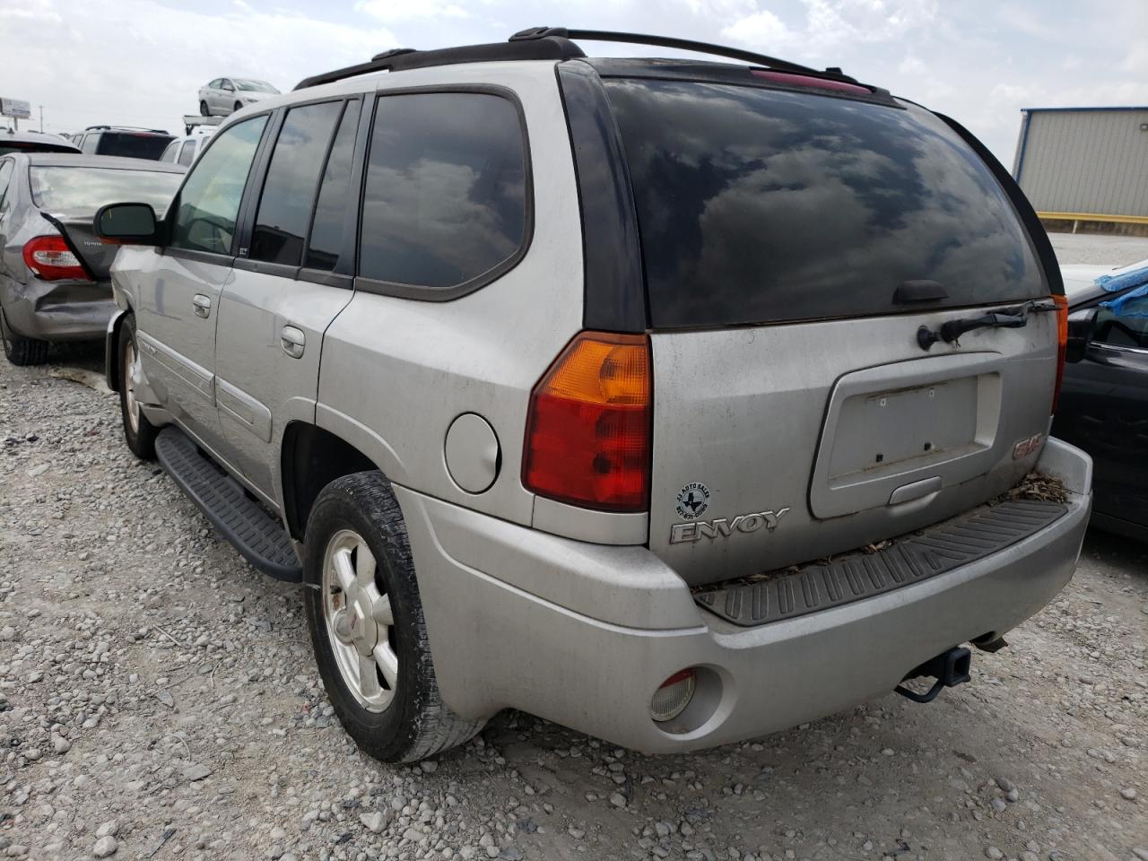 Photo 3 from auction – 2004 GMC ENVOY with VIN 1GKDS13S742135926