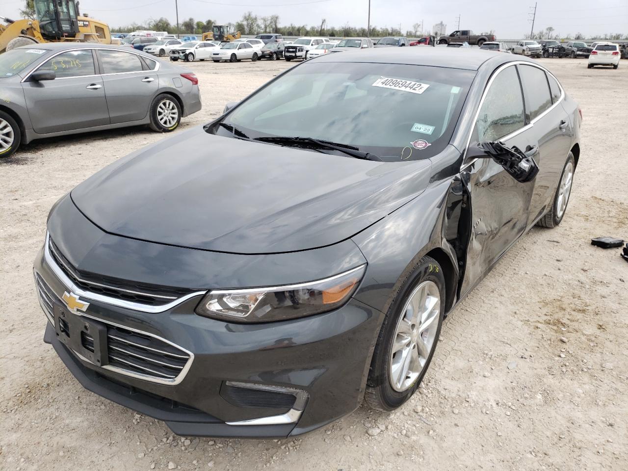 Photo 2 from auction – 2018 CHEVROLET MALIBU LT with VIN 1G1ZD5ST8JF244583
