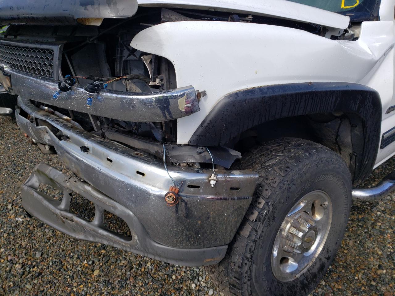 Photo 9 from auction – 2001 CHEVROLET SILVERADO with VIN 1GCHK23G11F173056