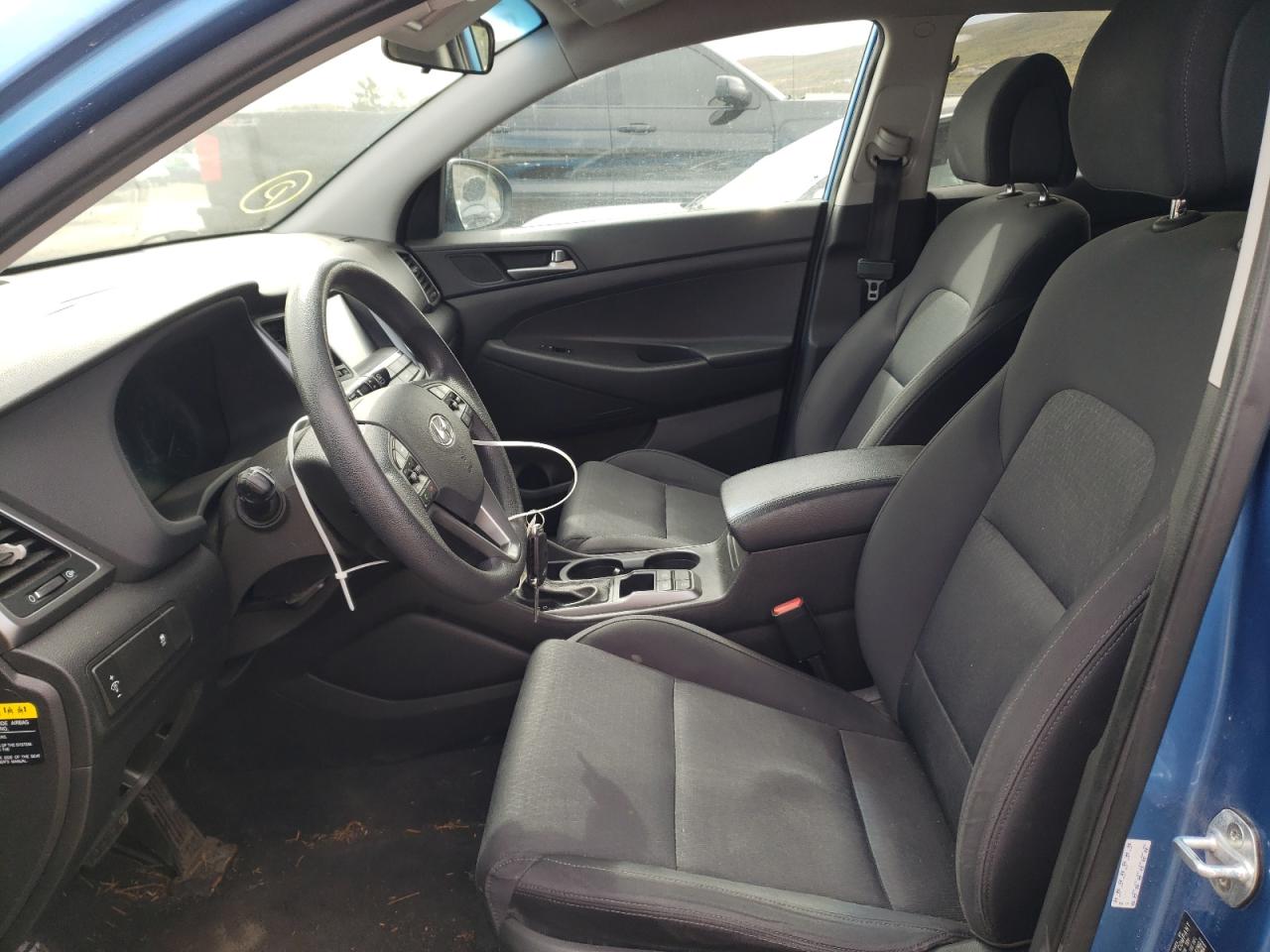 Photo 5 from auction – 2018 HYUNDAI TUCSON SEL with VIN KM8J3CA49JU729327