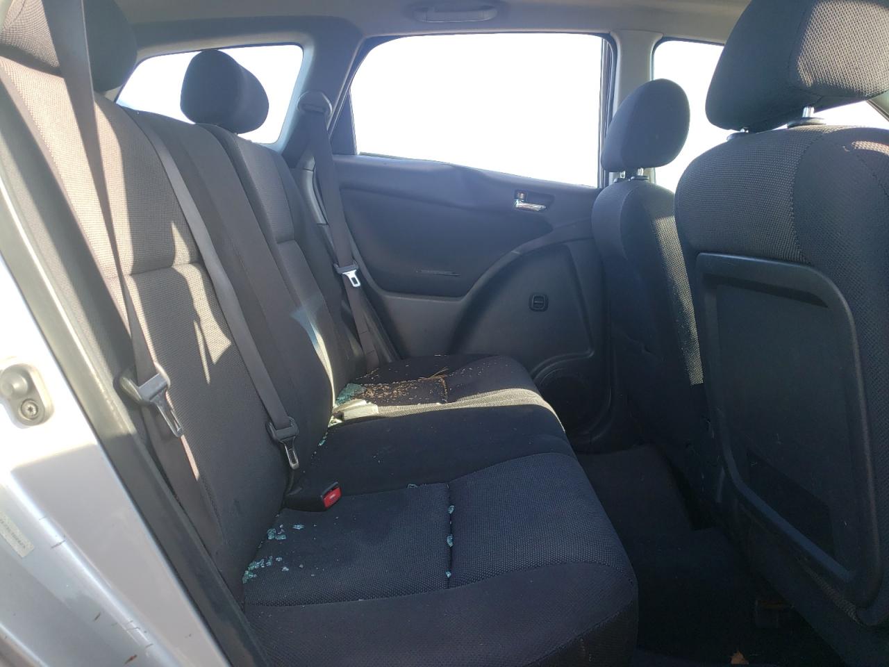 Photo 6 from auction – 2003 TOYOTA MATRIX with VIN 2T1KR32E73C102625