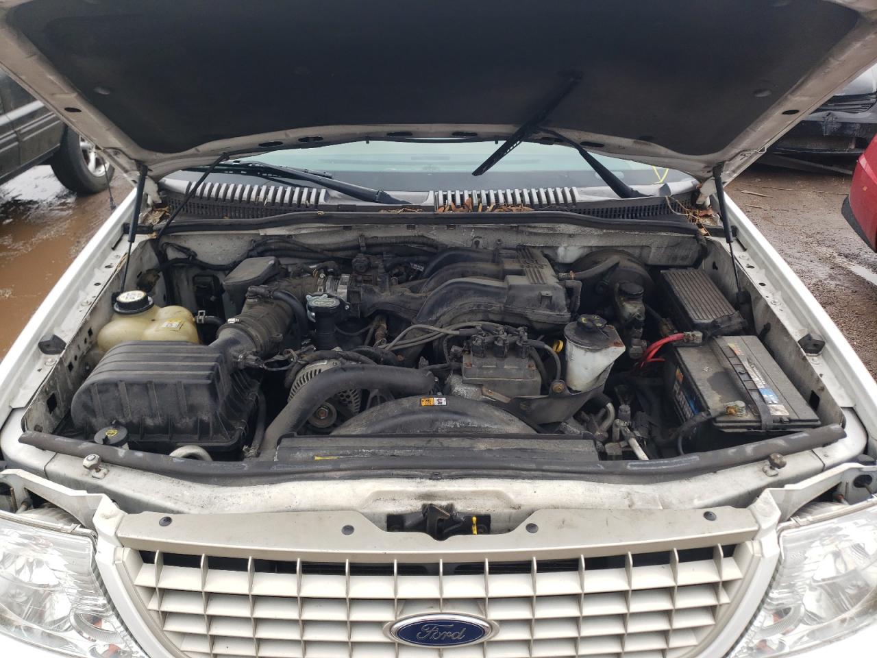 Photo 7 from auction – 2004 FORD EXPLORER E with VIN 1FMZU74KX4ZA96345