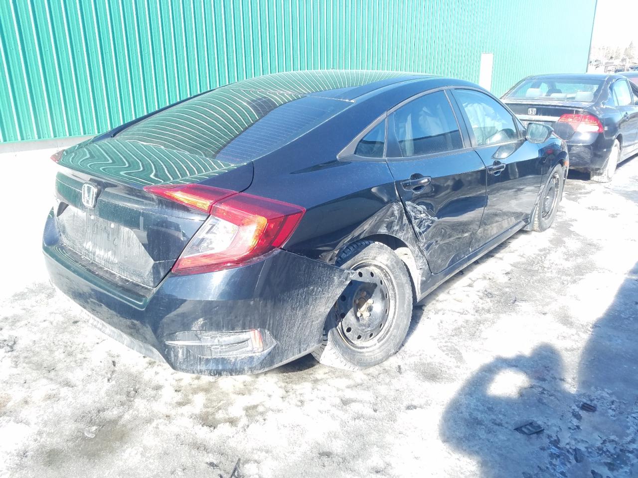 Photo 4 from auction – 2017 HONDA CIVIC LX with VIN 2HGFC2E5XHH007967