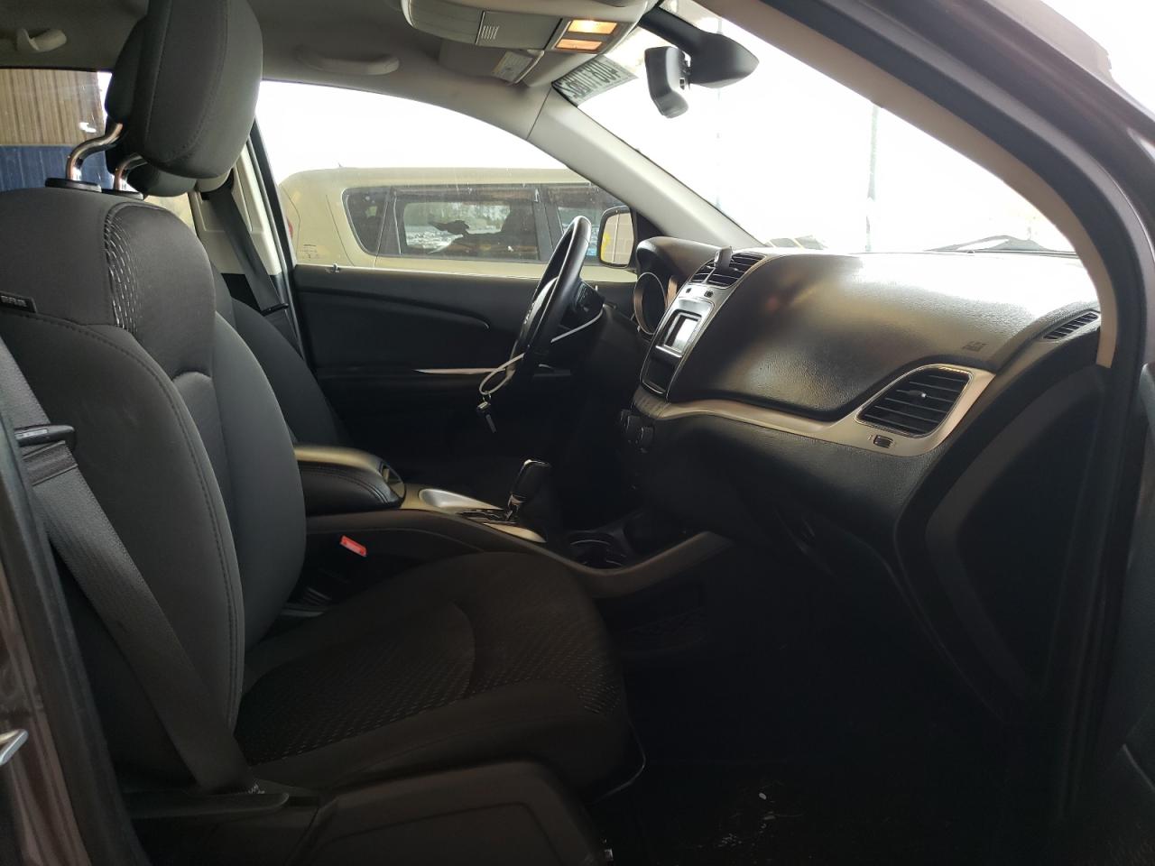 Photo 5 from auction – 2018 DODGE JOURNEY SE with VIN 3C4PDCAB6JT444699