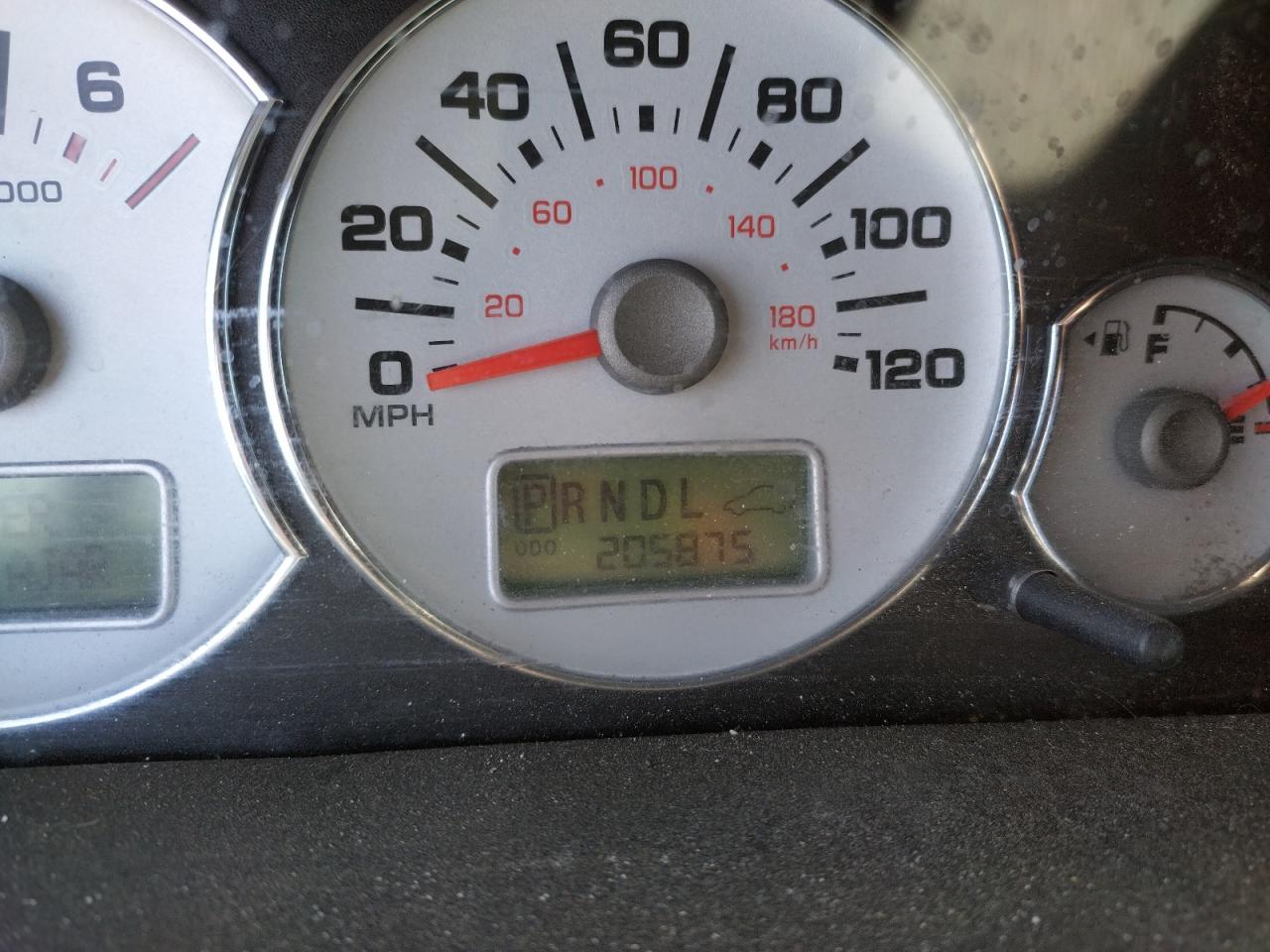 Photo 8 from auction – 2007 FORD ESCAPE with VIN 1FMCU49H67KA42653
