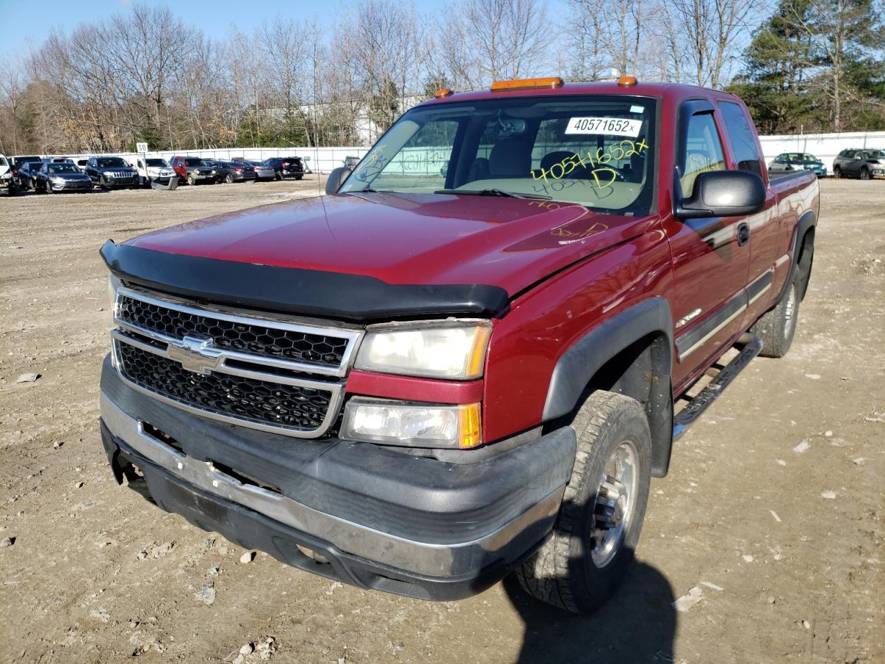 Photo 2 from auction – 2006 CHEVROLET SILVERADO with VIN 1GCHK29U36E200431
